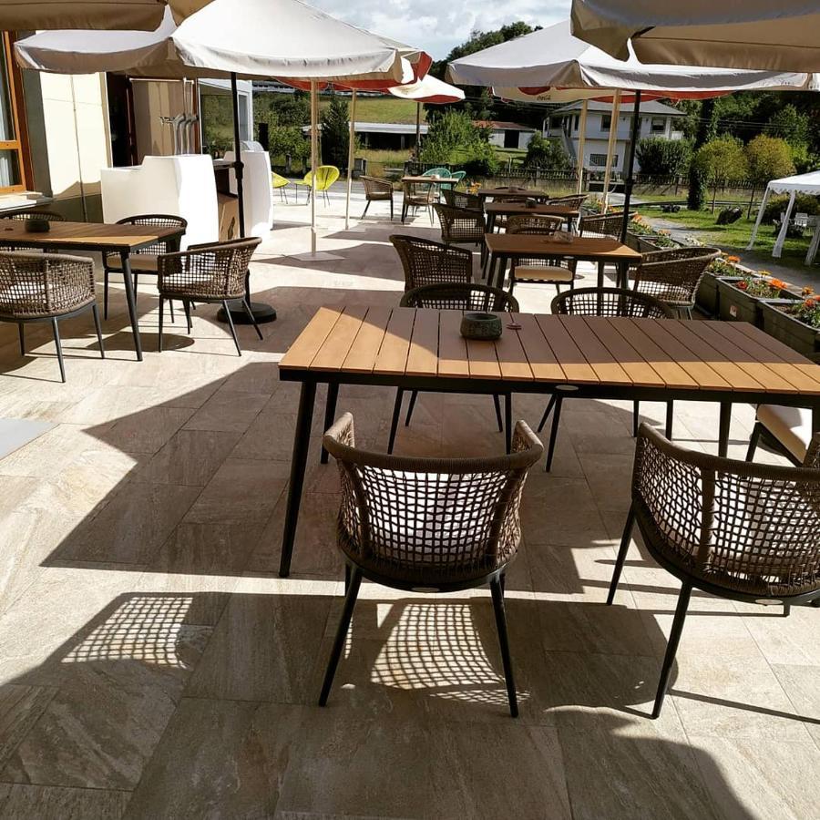 Hotel Restaurante Val Antas de Ulla Exterior foto